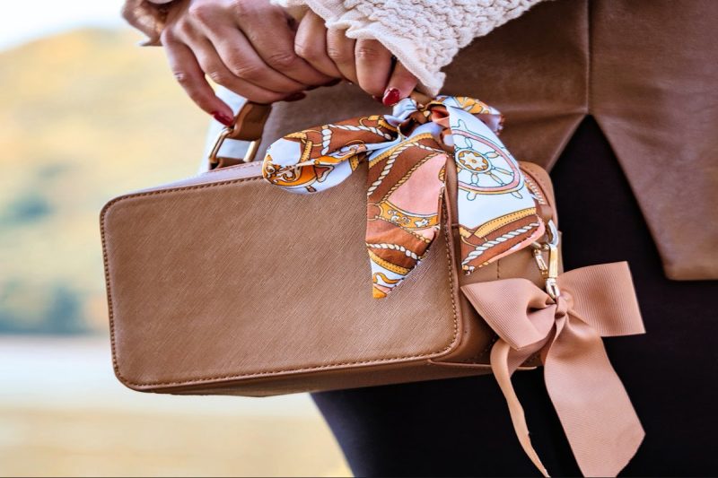 Discover Vegan Handbags for Women: Stylish & Eco-Friendly