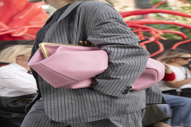 Top Trending Clutch Bags You Need to Know